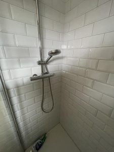 ceramic tiler